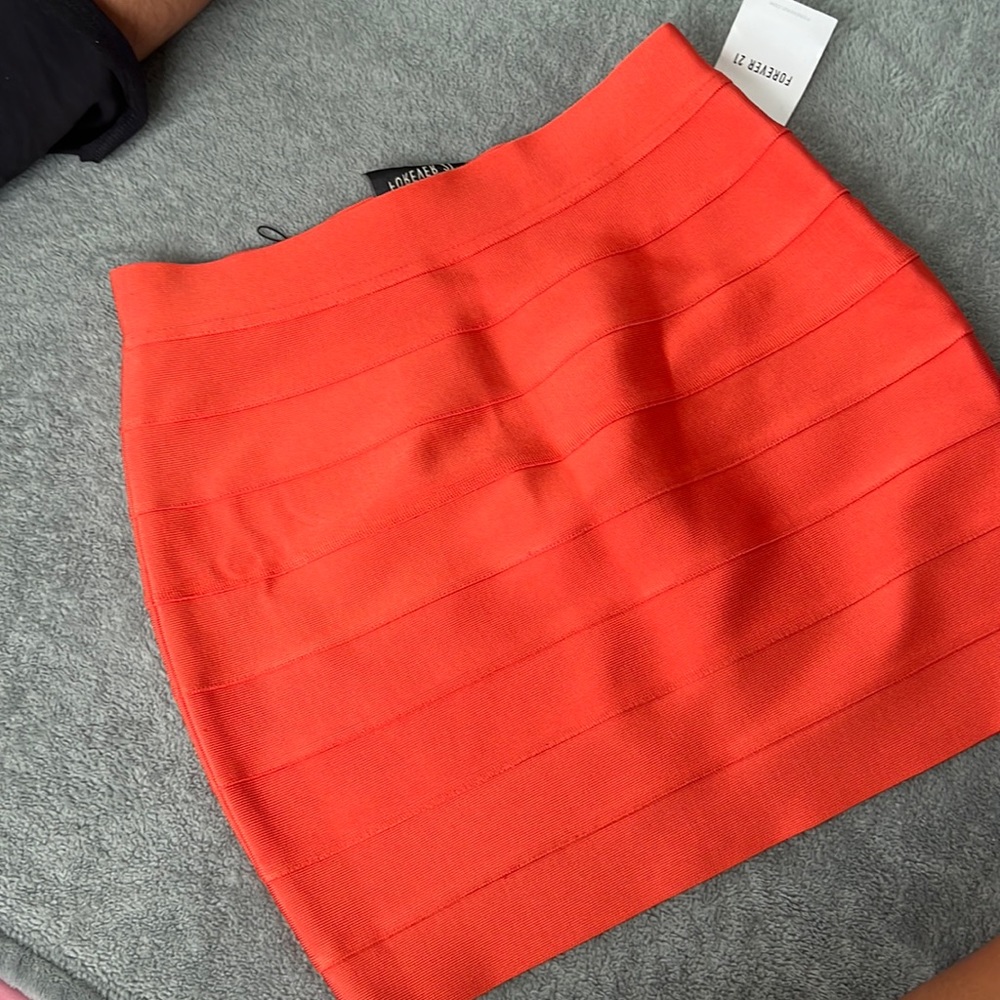 Tube skirt